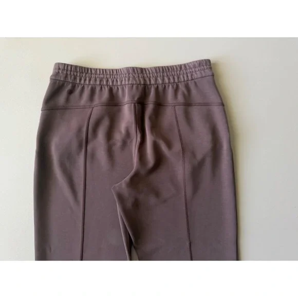 Lululemon Women's Softstreme High-Rise Pant *Regular Espresso Pants Size 12 - Picture 8 of 15